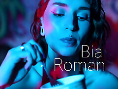 Sexy Feet Crushing Cup Noodles