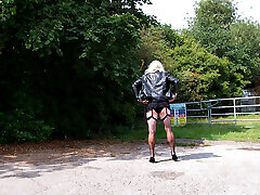 Flashing as a Rock Chick