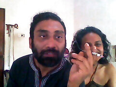 stepaunt ma promis de me baiser après son arrivée de la fête parce que son beau-oncle nest pas sobre