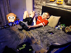 Pull My Trackies Down