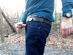 Jerking-off in the woods, public masturbation