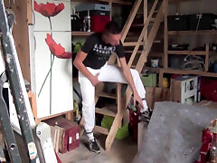 Slu fucked har znd submissed to snekaer fo straight dude curious