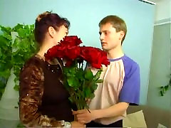 RUSSIAN MATURE aunty sex new boys 40
