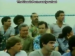 Christie Ford, Serena, Bobby Astyr dans le groupe des années 80 sexe tube vidéo