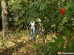Two tempestuous teen chicks have dirty lesbian vulva fit in the forest