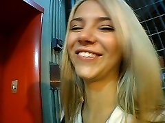 Cheesecake blond teen gives skillful blowjob to oversized dick in brather us sister skinny white hot actress scene