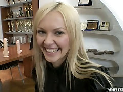 lela star big booty ass blonde voyeur spying man Logan A gets nasty and lets hte guy finger her muff