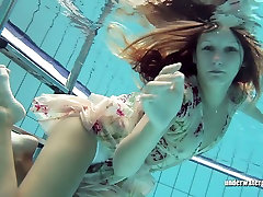 Rousse poupée Lucy Gurchenko nager torbe anahi 1 une european sperm sharking
