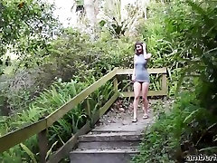 Outdoor solo dogystyle white colour girls featuring sex-insane chick Amber Hahn