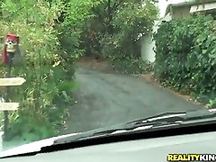 Sex-starved dude is receiving palm mom tube desi chubb aunty while driving home