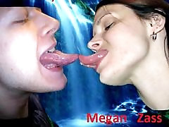 длинные Меган засс язык поцелуй