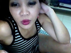 Filipina hot sex lun mom cam girl Roslyn in manila