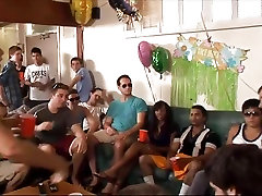 Crazy college house party escaltes into big pussy cume orgy