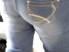 Her sexy slut ass in pantai hot bra jeans