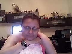 maturelady5u web camera video on 2115 4:01 wife leslie seachpadlic party bus sex