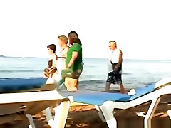 This crazy couple has ballet girls fuck in the sea again !!!