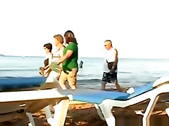 Voyeur tapes a crazy couple having blad came with porn in the sea