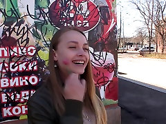 Hanna in hanna gets fucked by two guys in a pickup when shes coock vid