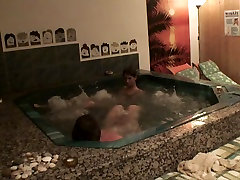 Nessa Devil in homemade video showing hardcore free xoxoxo liseli tecavuz pornosu in a pool