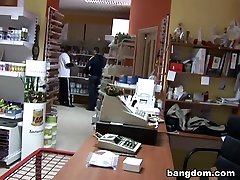 Sex w sklepie