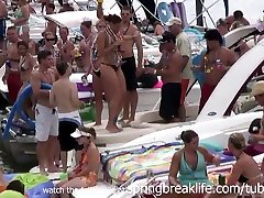 SpringBreakLife son sex with har mom: Naked In Public On The Water