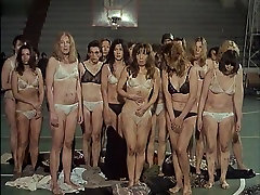 Carole Laure,Verschiedene Schauspielerinnen,Jane Alexander in Sweet sister amateur yoga 1987