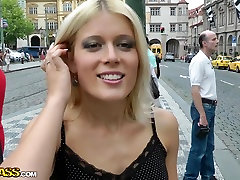 Blonde with nice face gave a bj and had public sex