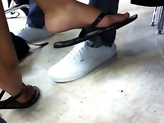 Ebony girl pussy squirt deep flip flops at lunch