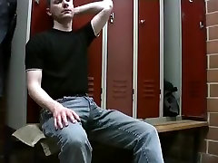 Kroussibo in public locker room 23 with SelfSuck and cum