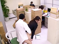 कार्यालय में dick hit face दृश्य दोसेंसर