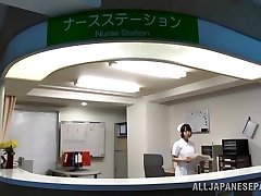 Indecent japanischen AV-Modell ist böse Krankenschwester in bukkake