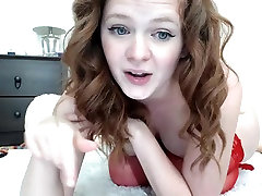 Redhead cam girl