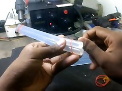 DIY性玩具，如何使一个假阳具用胶枪棒
