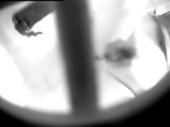 Скрытая камера девушка в душе мастурбирует бугорка под струи воды