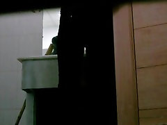 Video with girls pissing on kuliah retro caught by a spy cam