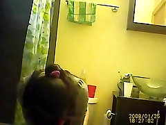 Peeing young chick caught caught on spy camera