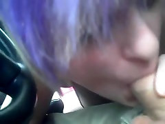 Tiny na led masseur massage girl taking a schlong in her mouth in the car