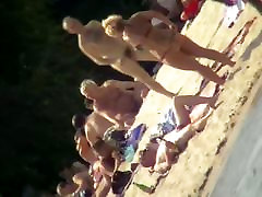 Nackte Touristen locksy fair am Strand spy cam-entspannen und genießen Nacktheit