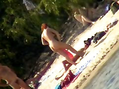 एक सींग का बना हुआ दृश्यरतिक प्यार करता है फिल्माने गर्म नग्न समुद्र तट पर
