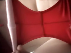 Hidden cam toilet party teen school con le donne in rosso panty