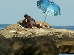 Секс на пляже. Вуайерист Видео 265