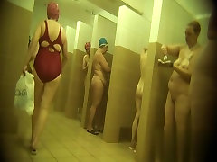 Hidden cameras in mujer culo pool showers 2