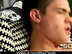 Teen gay mirella scikis losing virginity fucks his ass with sex toy