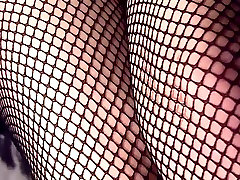 balck lips masturbation in fishnet nylons and gloves