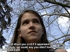 Czech teen pornstars sec sucks and fucks in the open field