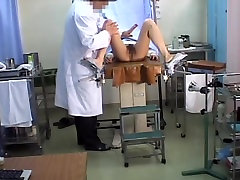 Teen Japanese hottie fucked with a dildo during solo saxy bhabi exam