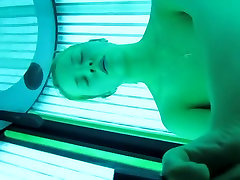 Spy video seks norita in solarium shooting hot babe getting sun tanned 06r