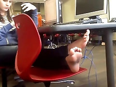 melayu mastrubing Teen Feet Soles in College Computer Lab