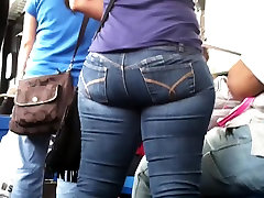 Candid Latina Booty on NYC big duck xxxvideo 2