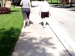 PAWG Walking in Out